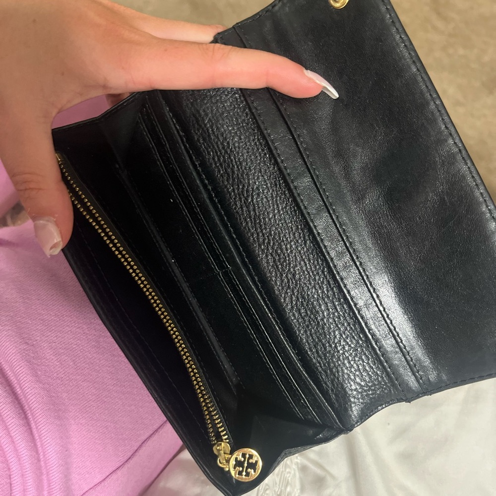 Tory Burch Wallet - Picture 3 of 4
